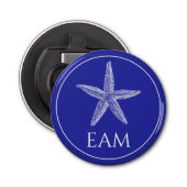 Kust Witte Zeester op Navy Blue Monogram Button Flesopener (Voorkant)