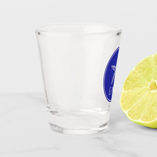 Kust Witte Zeester op Navy Blue Monogram Shot Glas (Links)