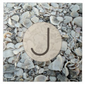 Kust Zeeschelp Monogram Tegeltje (Voorkant)