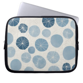 Kustblauw Minimaal Stippenpatroon Laptop Sleeve