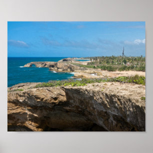 Kustboeien en stranden op Cueva del Indio Poster