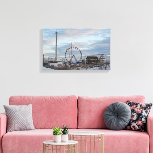Kustfuntown Pier Canvas Afdruk (Insitu (Woonkamer))