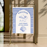 Kustkoeienmeisje bachelorette welkom teken poster<br><div class="desc">Coastal cowgirl vrijgezellenfeest welkomstbord laatste toast op de kust stoffig blauw gestript nautisch cowgirl vrijgezellenfeest welkomstbord poster sjabloon instant download</div>
