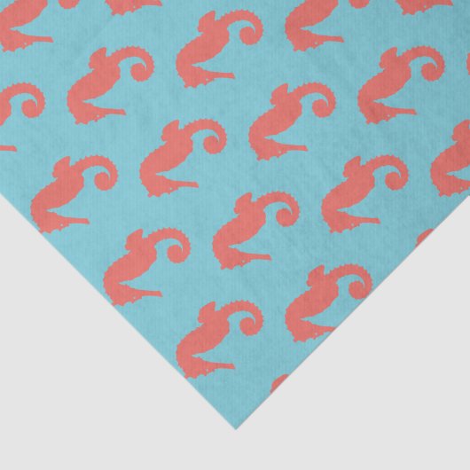 Kustkoraal roze zeepaardjes en blauw tissuepapier (Detail)