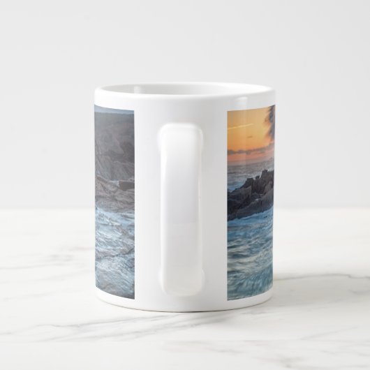 Kustlijn | Carmel California Grote Koffiekop (Achterkant)