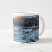 Kustlijn | Carmel California Grote Koffiekop (Voorkant rechts)