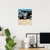 Kustlijn met Rocks and Waves Poster (Thuiskantoor)