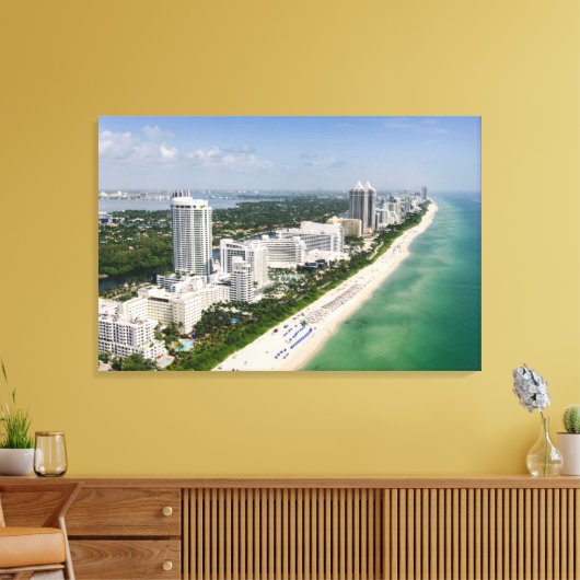 Kustlijn | Urban Beach, Miami, Florida Canvas Afdruk (Insitu (Woonkamer))