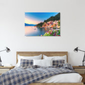 Kustlijn | Varenna, Lombardije, Italië Canvas Afdruk (Insitu (Slaapkamer))