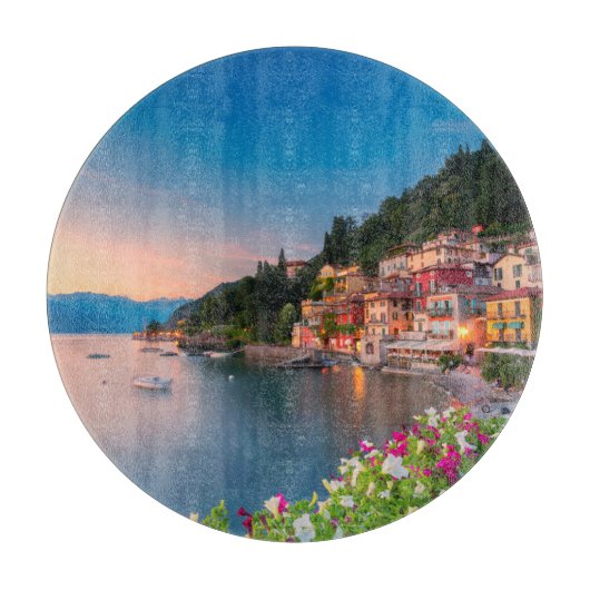 Kustlijn | Varenna, Lombardije, Italië Snijplank (Voorkant)