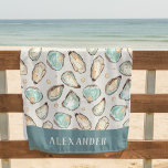 Kustoester en -pareaal voor Waterverf Strandlaken<br><div class="desc">Deze kustbadhanddoek is voorzien van oester van zacht crème en waterverf-aqua en van peren. Ideaal voor strandhuizen,  kustabodes of iedereen die van oesters en verse schelpdieren houdt. Pas aan met een familienaam of een monogram langs de bodem.</div>