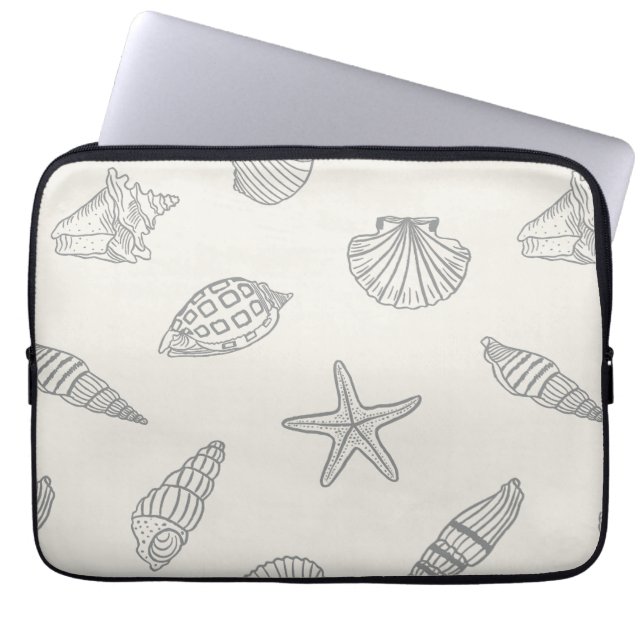 Kustschat Misty Shoreline Laptop Sleeve (Voorkant)