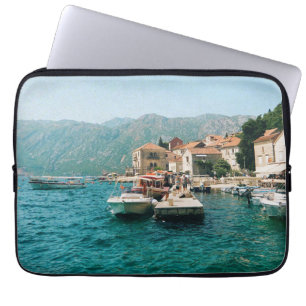 Kuststad Perast, Montenegro Laptop Sleeve