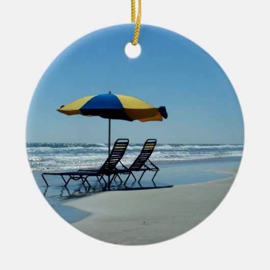 Kuststoelen op Daytona Beach Keramisch Ornament (Voorkant)