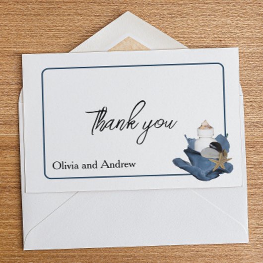 Kuststrand bruiloft zee oceaan blauw iris bloemig bedankkaart