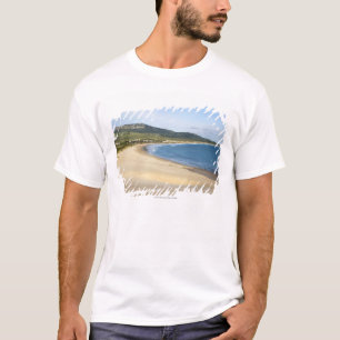 Kuststrand langs de kust nabij Tarifa T-shirt