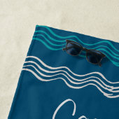 Kustwalvis Cartoon Blauw en golven Strandlaken (In situ)