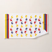 Kustzeemacht BLUE RED YELLOW WHALE Bad Handdoek (Handdoek)