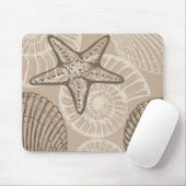 Kustzeesterren en schelpen in beige muismat (Met muis)