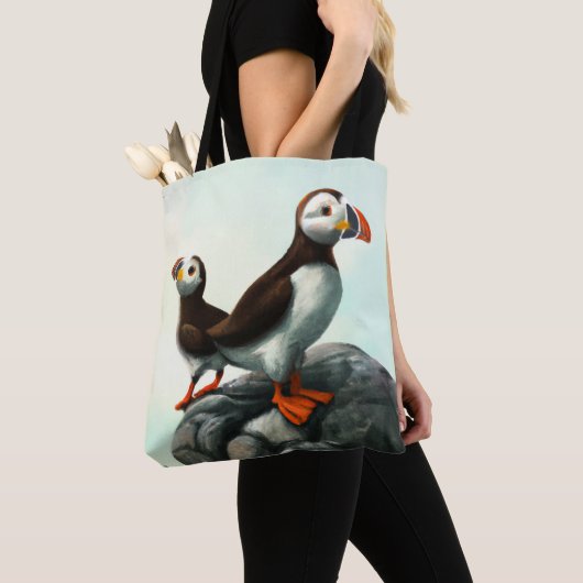 Kute Atlantic Puffins Seabirds on the Rocks Tote Bag (Dichtbij)