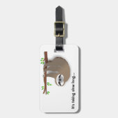 Kute Baby Sloth op mama's achterklimboom Bagagelabel (Voorkant verticaal)