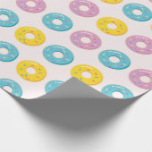 Kute besproeide donuts cadeaupapier (Hoek)