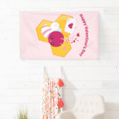 Kute bij met roze Valentijn harten Spandoek (Insitu)