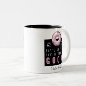 Kute Bijbel Verse Psalm 34:8 met Roze Doughnut Tweekleurige Koffiemok (Voorkant rechts)