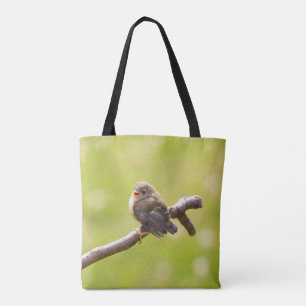 Kute bird zingt gelukkig in een zomerdag tote bag
