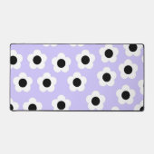 Kute Black en White Flower met blauwe achtergrond Bureaumat (Voorkant)