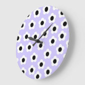 Kute Black en White Flower met blauwe achtergrond Grote Klok (Hoek)