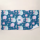 Kute Blue Pink Floral Monogram Beach Handdoeken (Voorkant)