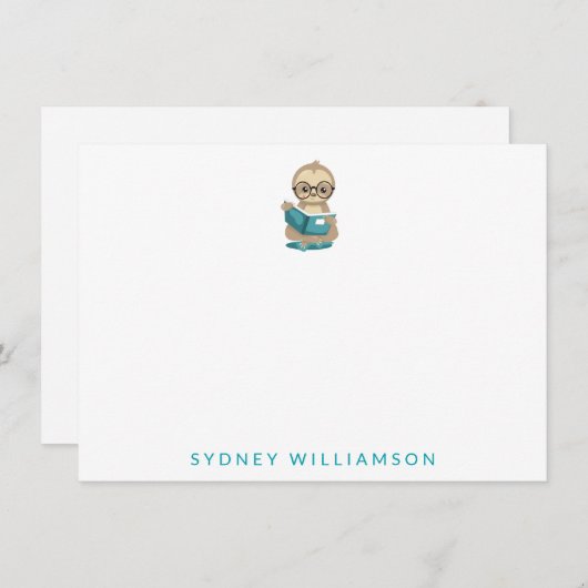 Kute bookworm Sloth Reading Booth Personalized Notitiekaartje (Voorkant / Achterkant)