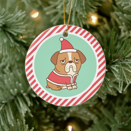 Kute bulledog met Santa Costume Keramisch Ornament (Boom)