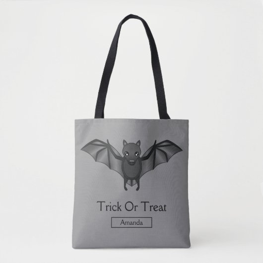 Kute Cartoon Bat met Trick or treat Tekst en Naam Tote Bag (Voorkant)