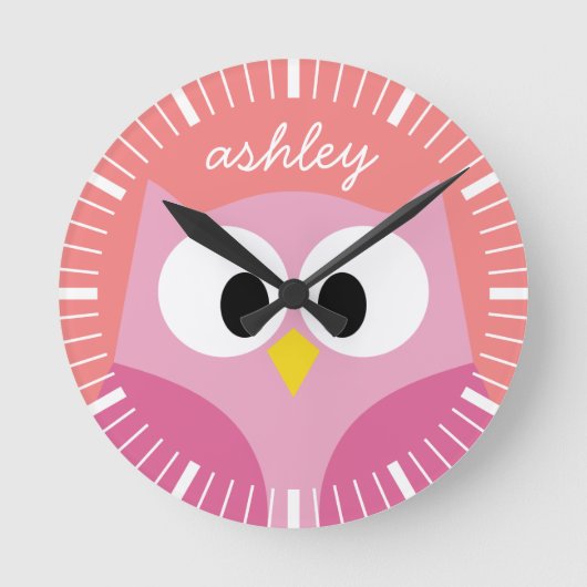 Kute Cartoon Owl in roze en koraal Ronde Klok (Voorkant)