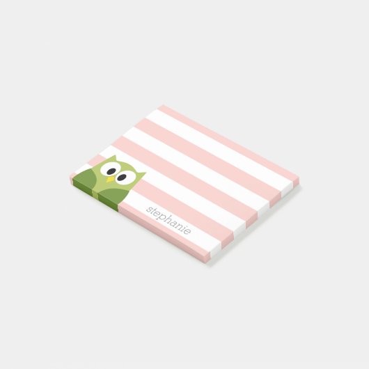 Kute Cartoon Owl - Koraal en groen met strepen Post-it® Notes (Schuin)