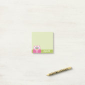 Kute Cartoon Owl - Roze en kalkgroen Post-it® Notes (Op bureau)