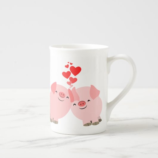 Kute Cartoon Varkens in Love Bone China Mok (Rechts)