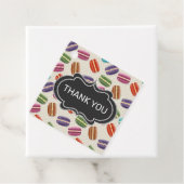 Kute Colorful Macarons Patroon met Fancy Lijst Bedankjes Labels (In situ)