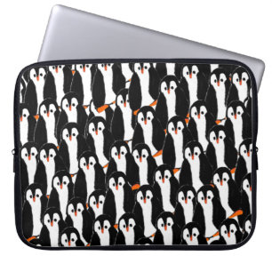 Kute en Whimsical Piles of Penguins Laptop Sleeve