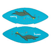 Kute, gelukkig zee monsterplesiosaur cartoon american football (Panelen)