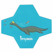 Kute, gelukkig zee monsterplesiosaur cartoon voetbal (Enkel)