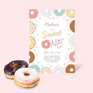 Kute Girly Modern Pastel Donut First Birthday Kaart