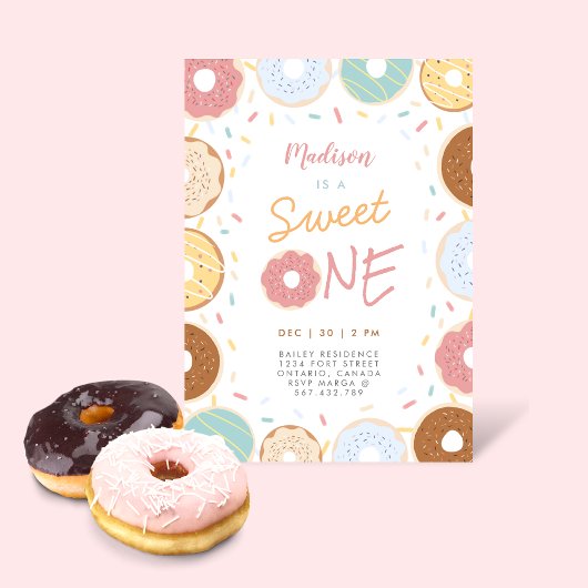 Kute Girly Modern Pastel Donut First Birthday Kaart