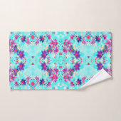 Kute Girly Paars Flower Pattern op Aqua Blue Bad Handdoek (Handdoek)