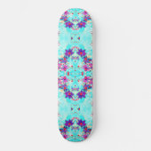 Kute Girly Paars Flower Pattern op Aqua Blue Persoonlijk Skateboard (Voorkant)