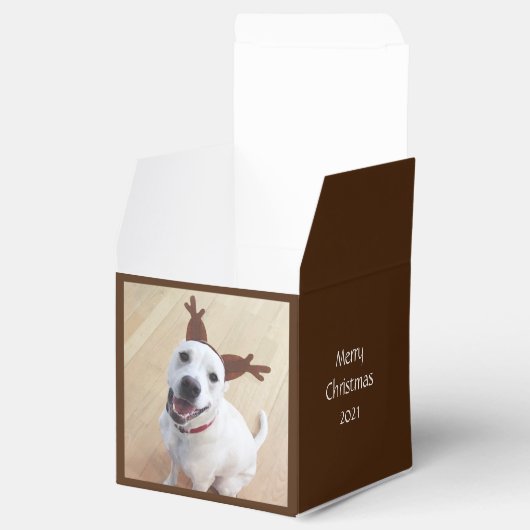 Kute glimlach White Reindeer Dog Kerstbruin Bedankdoosjes (Geopend)