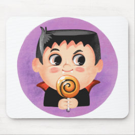 Kute jongen in een vampier Halloween kostuum Muismat