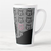 Kute Kat (zwart, grijs en roze) Latte Mok (Rechts)
